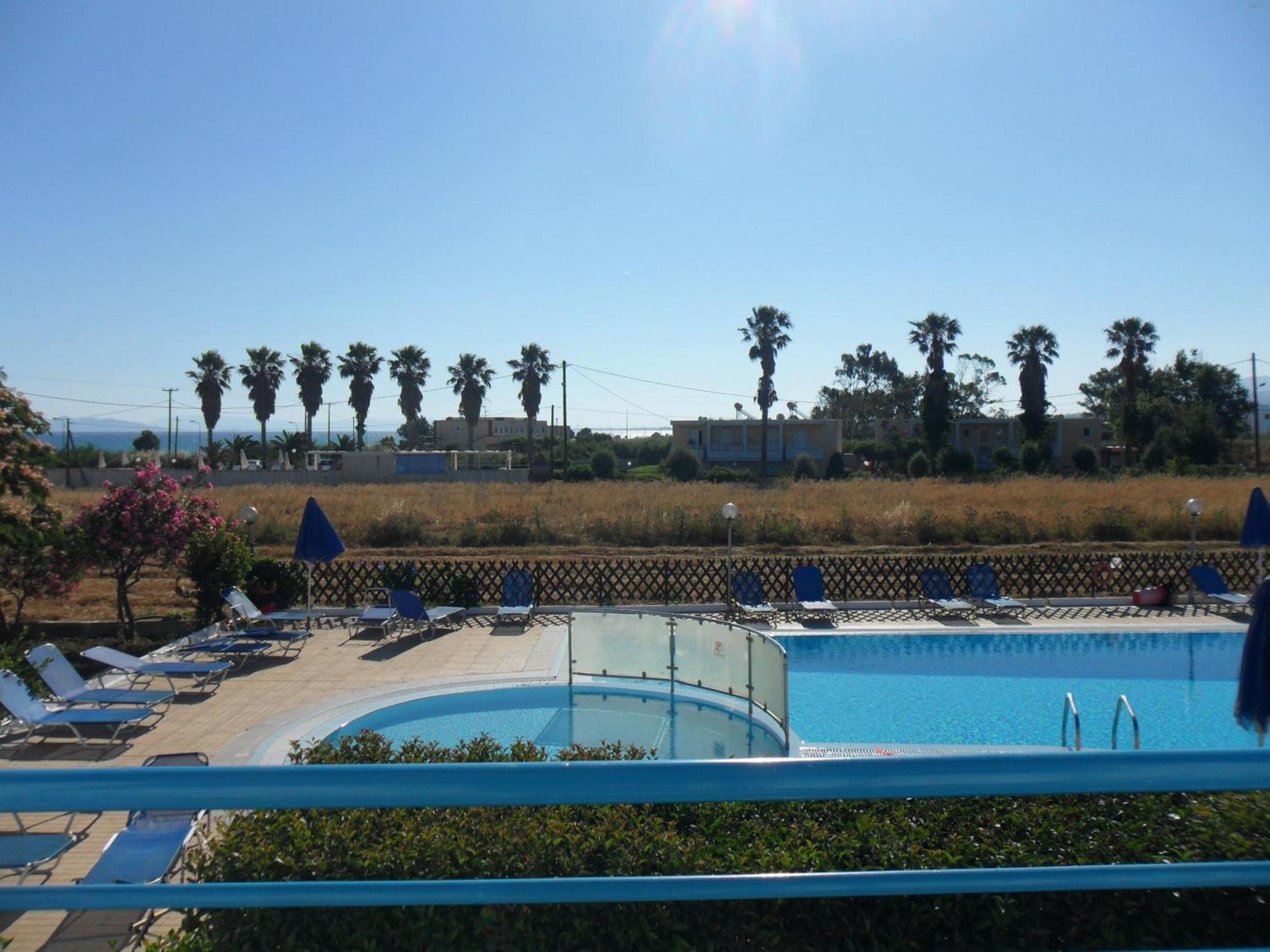 Miros Hotel Apartments Tigkaki  Exterior photo